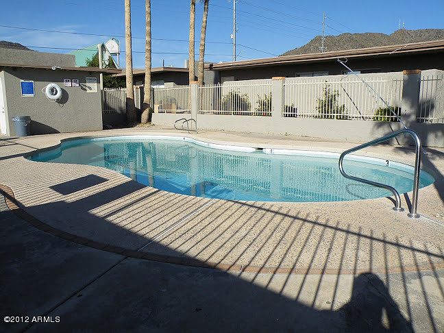 1st image of 925 W Peoria Ave APT 39