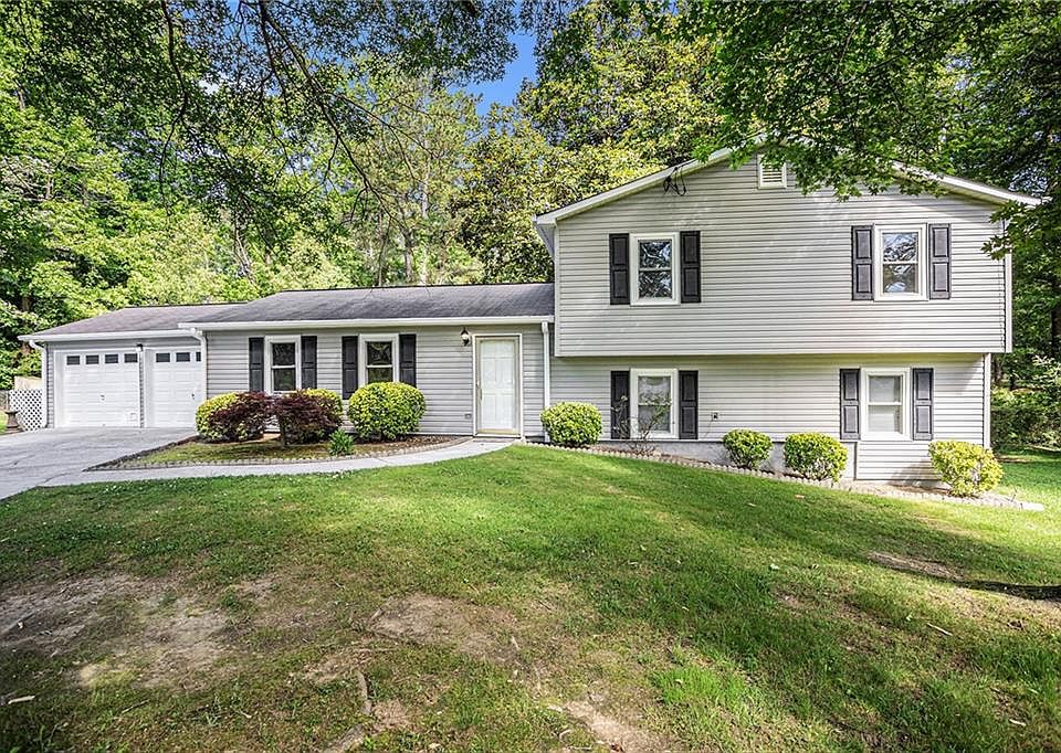 1st image of 2977 Park Ln