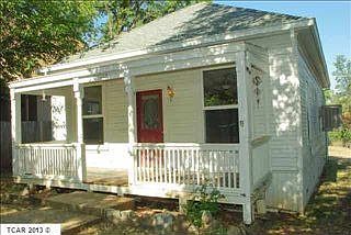 4th image of 18440 Pine St