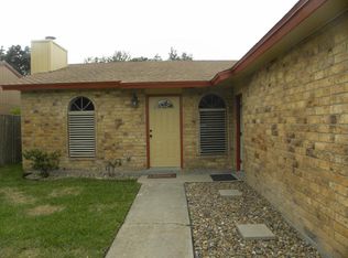 6013 Deer Creek Dr, Corpus Christi, TX 78415