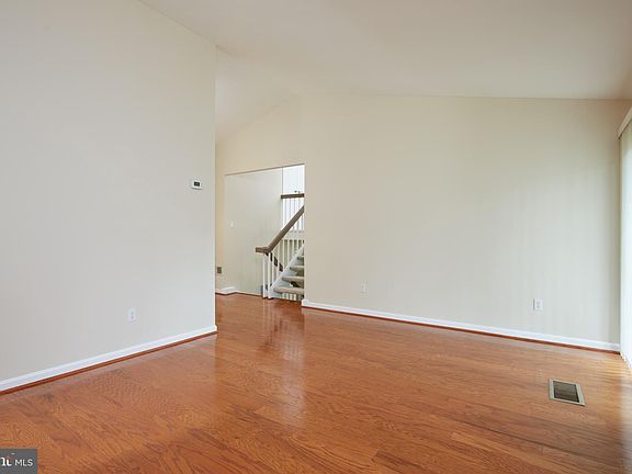 5th image of 19401 Faber Ct