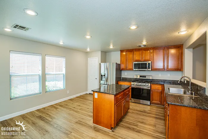 7205 Neches Ave — Photo 6