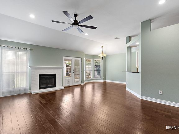 4th image of 5314 Spindletree Dr