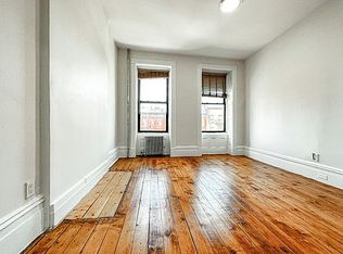 672 9th Ave #4S, New York, NY 10036