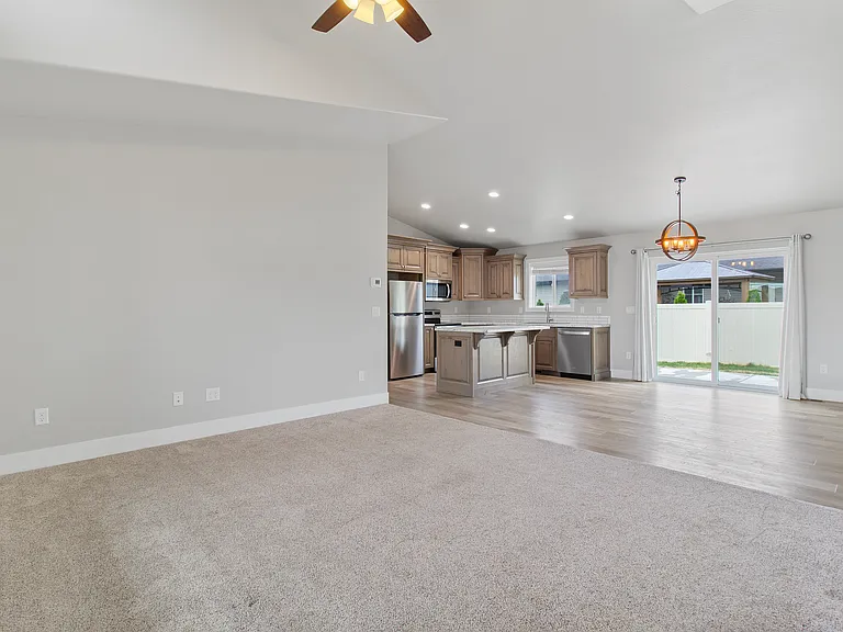 902 Monument Peak Pl — Photo 5