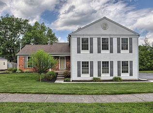333 Lamp Post Ln, Hershey, PA 17033