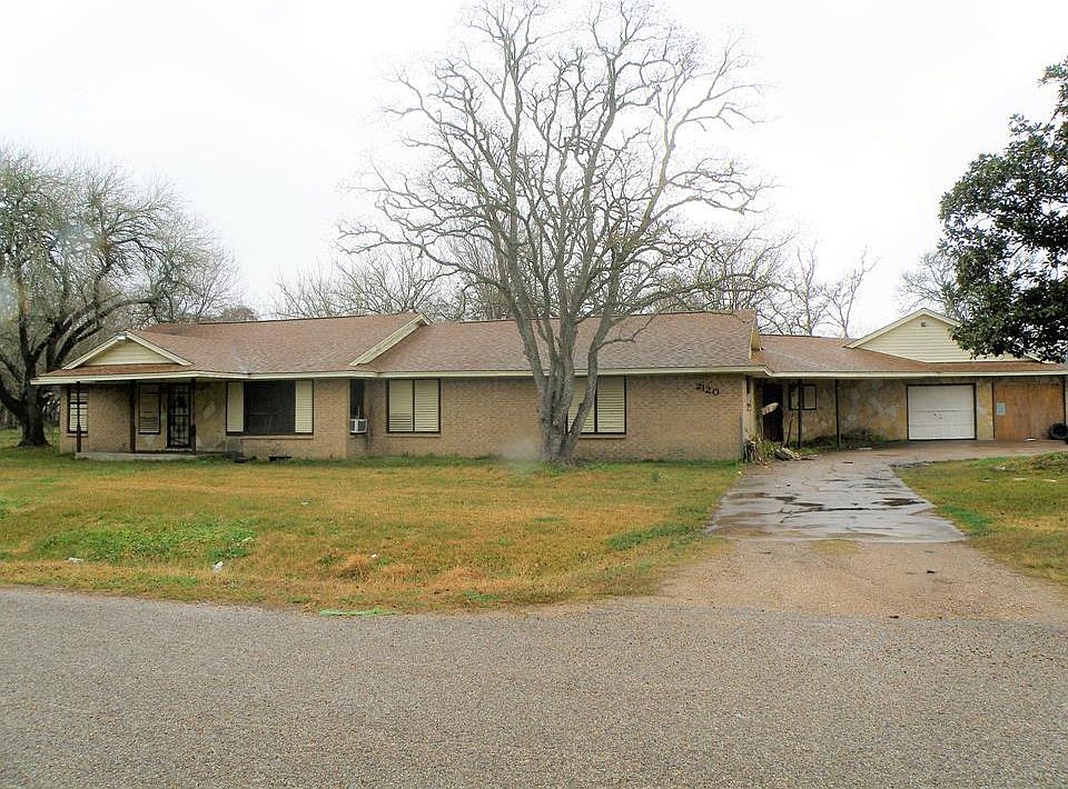 1st image of 2120 Palm Ave