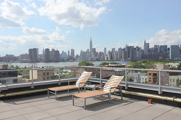 Rented by MNS | media 24