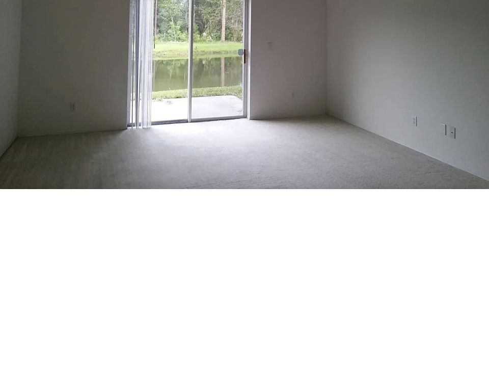 2nd image of 2427 Hickory Oak Blvd #4