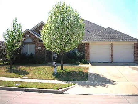 1st image of 1106 Noblewood Dr