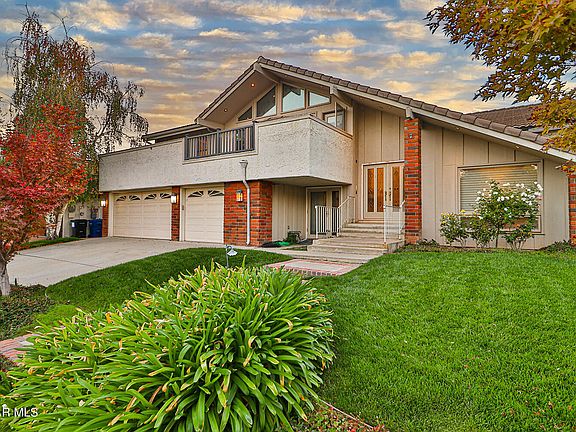 3rd image of 3268 W Sierra Dr
