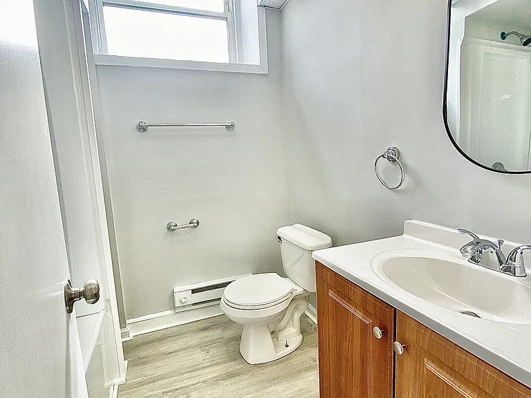 353 Broad St #9 — Photo 6