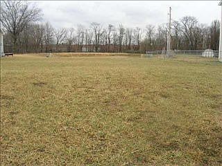 2nd image of 1142 Empire Dr