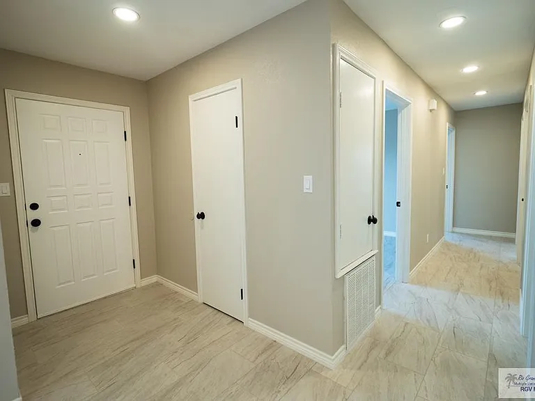 23919 Ellie Ln — Photo 28