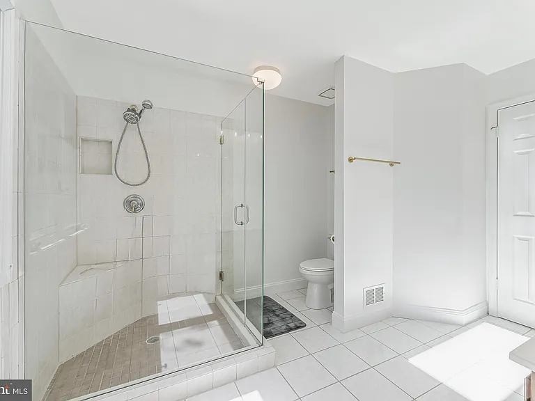 2029 Magarity Ct — Photo 30