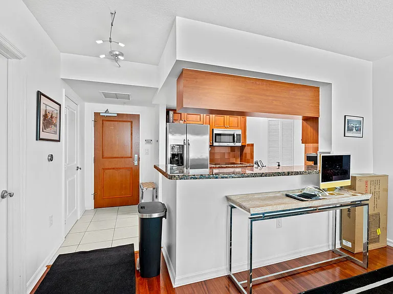 347 N New River Dr E #606 — Photo 14