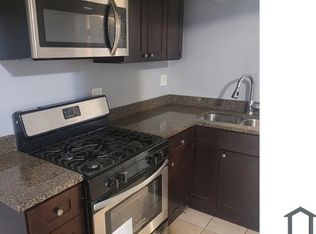 5616 S Michigan Ave, Chicago, IL 60637