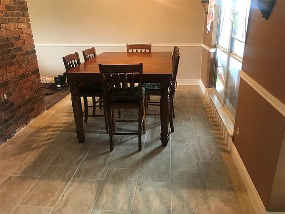 5th image of 8826 Linda Vista Dr