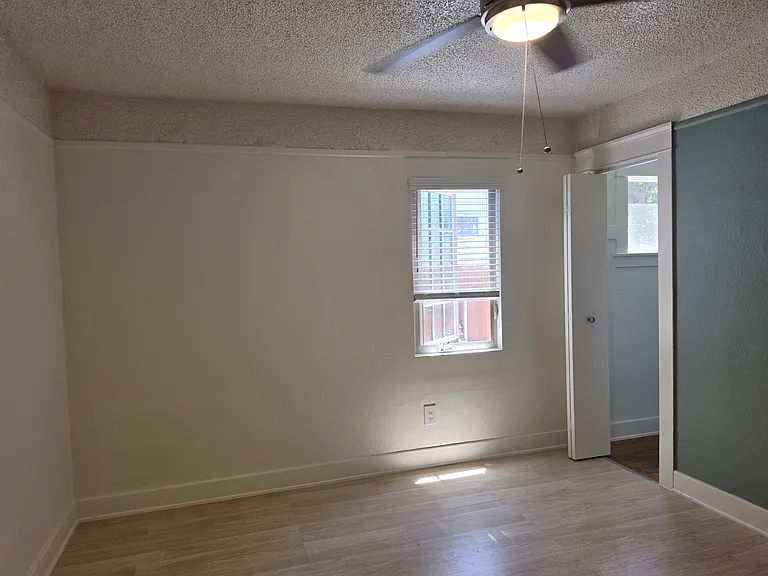 1410 W Washington Ave — Photo 1