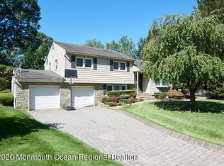 18 Majestic Ave, Lincroft, NJ