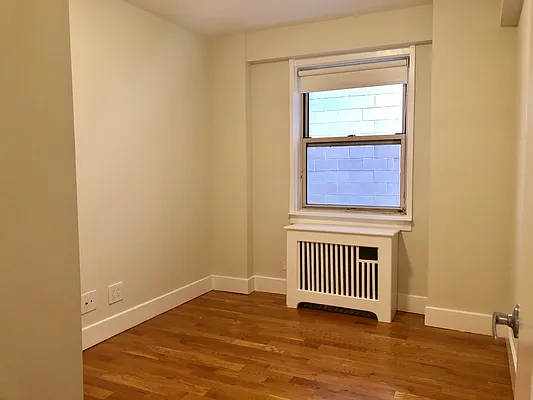 Rented by Stonehenge NYC LLC | media 6