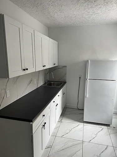 34 Van Cortlandt Park Ave Photo 1
