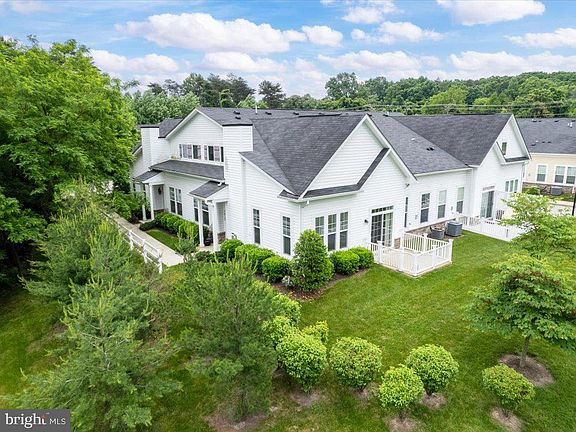 2nd image of 7912 Lupine Ct