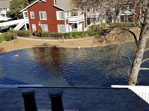 2nd image of 8 Bayside Ct