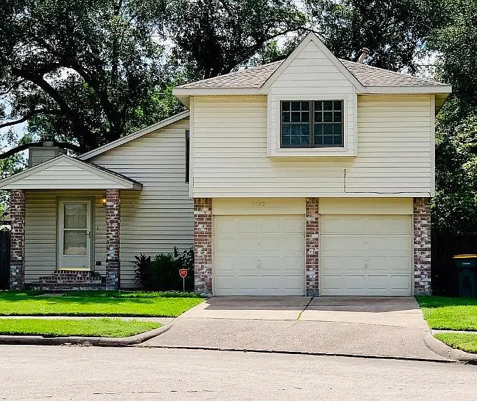1142 Woodbridge Ave