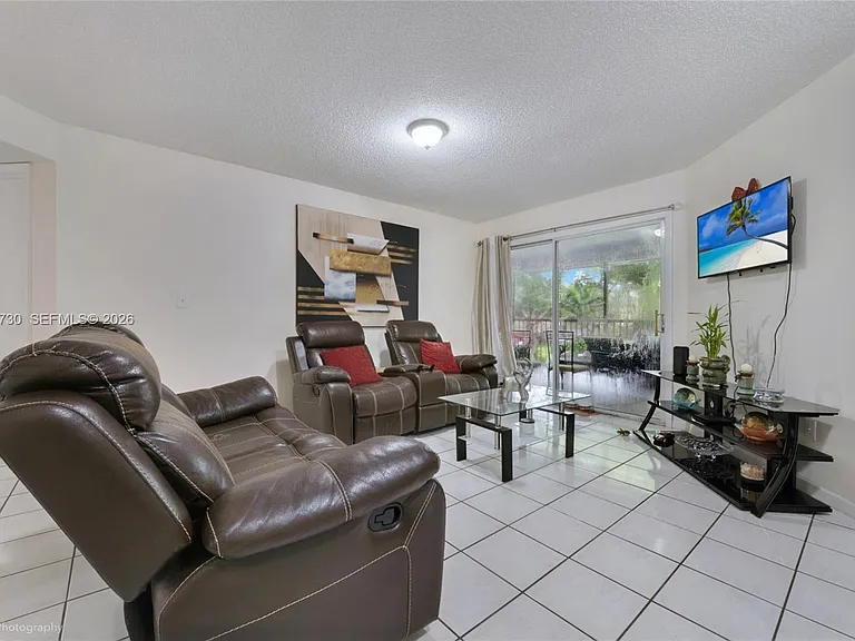 2622 SE 19th Ct #207-B — Photo 21