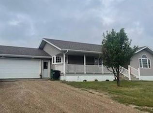 324 Birchwood Hts, Bottineau, ND 58318