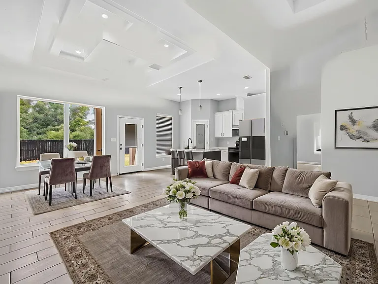 140 Spanish Oak Dr — Photo 5