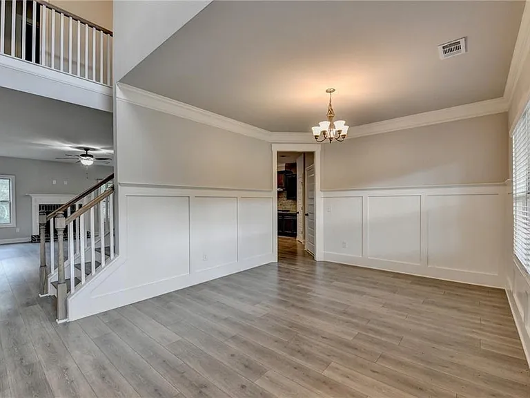 235 Bella Dr — Photo 15