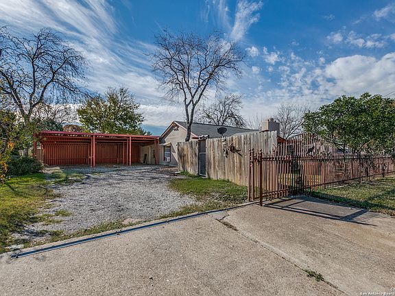 3rd image of 338 CANTRELL DR