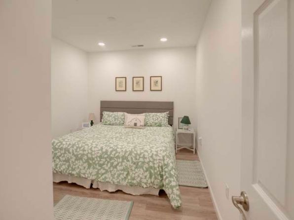 193 Main St #4