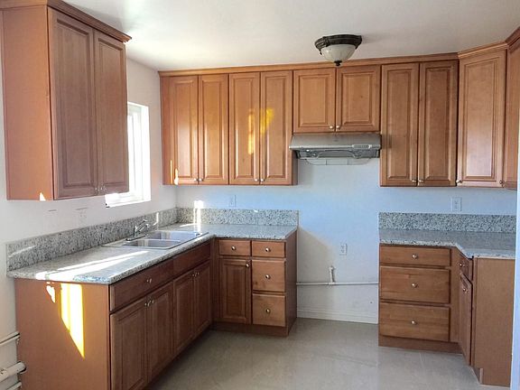 3rd image of 15126 Badillo St APT A