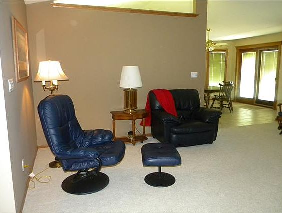 4th image of 3005 SW Coves Dr
