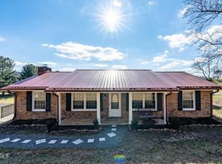 729 Bluff Rd, Kingsport, TN 37664