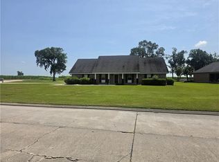 203 E Plater Dr, Thibodaux, LA 70301