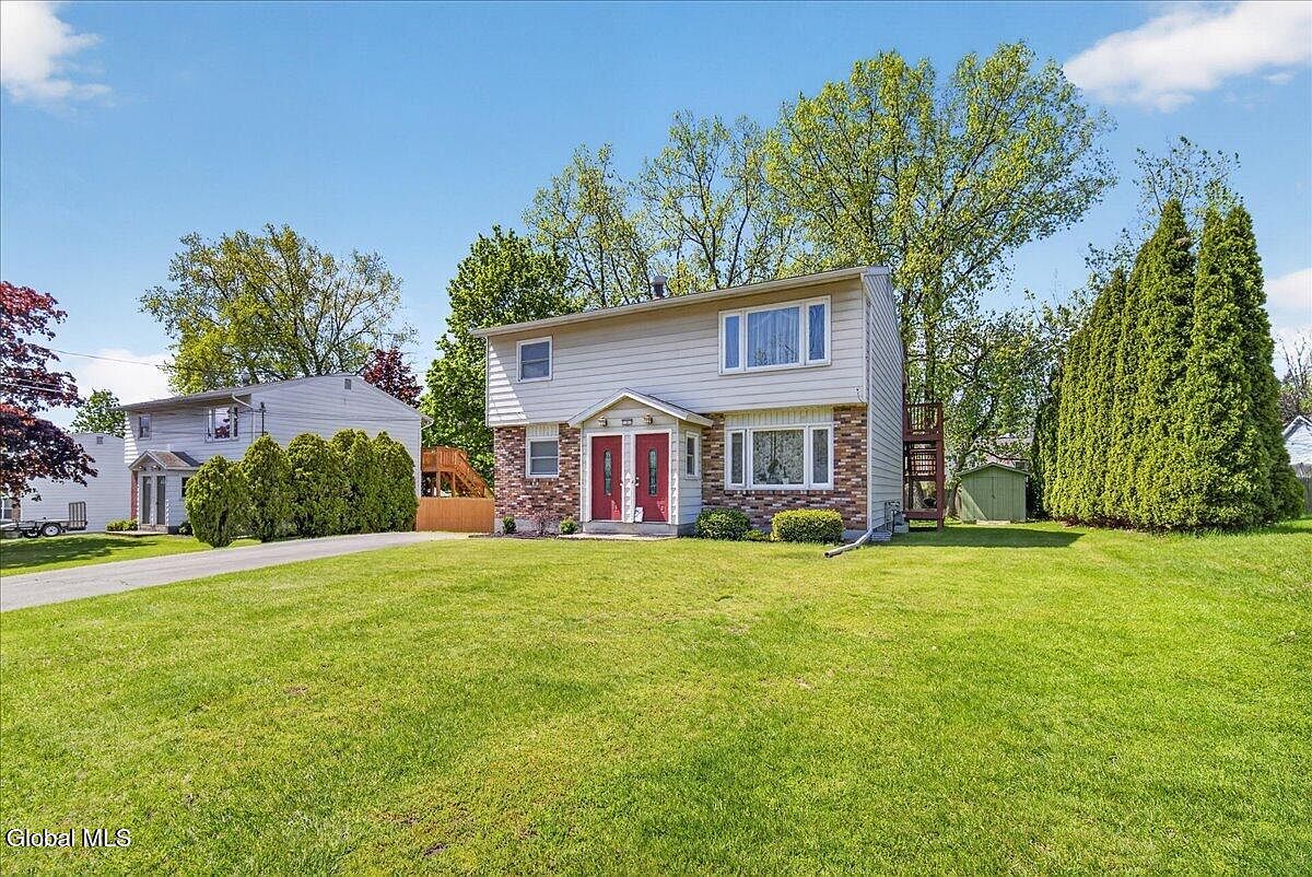 1st image of 5 Deer Path Drive