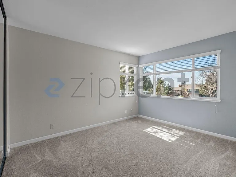 1894 Shirley Dr — Photo 24