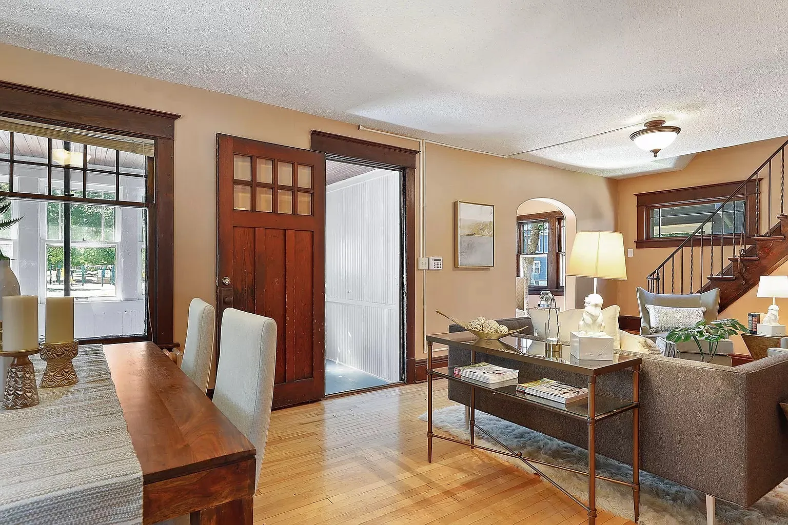 5 bed, $2,750 — Photo 1