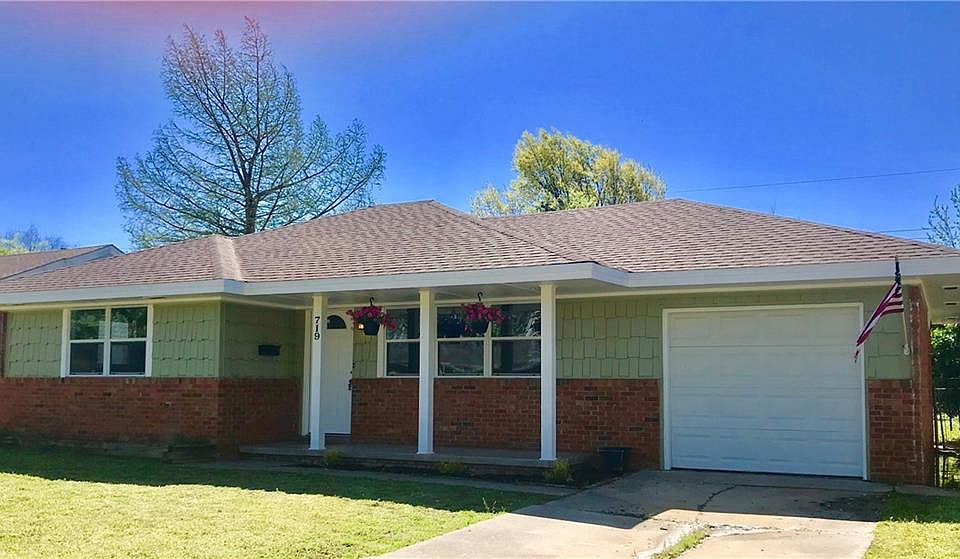 1st image of 719 Barbour Ave