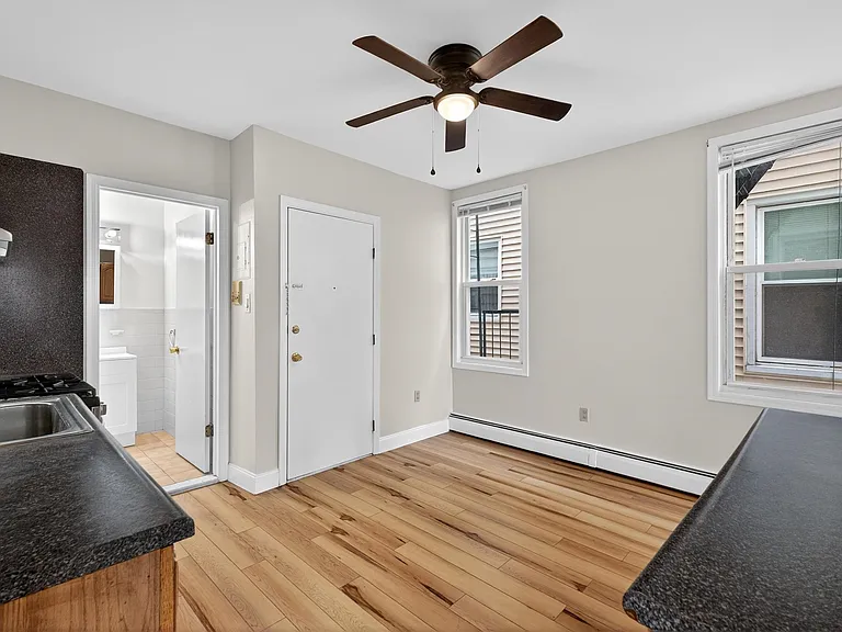 48 E 19th St #3 — Photo 8
