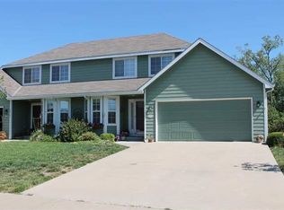 2420 E 27th Ter, Lawrence, KS 66046