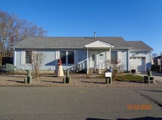 247 Silver Bay Rd, Toms River, NJ 08753