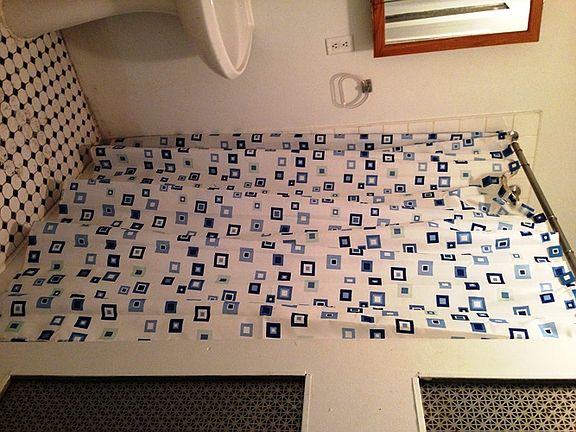 2nd image of 124 E 103rd St APT 2