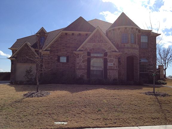 2nd image of 1700 Cross Timbers Dr