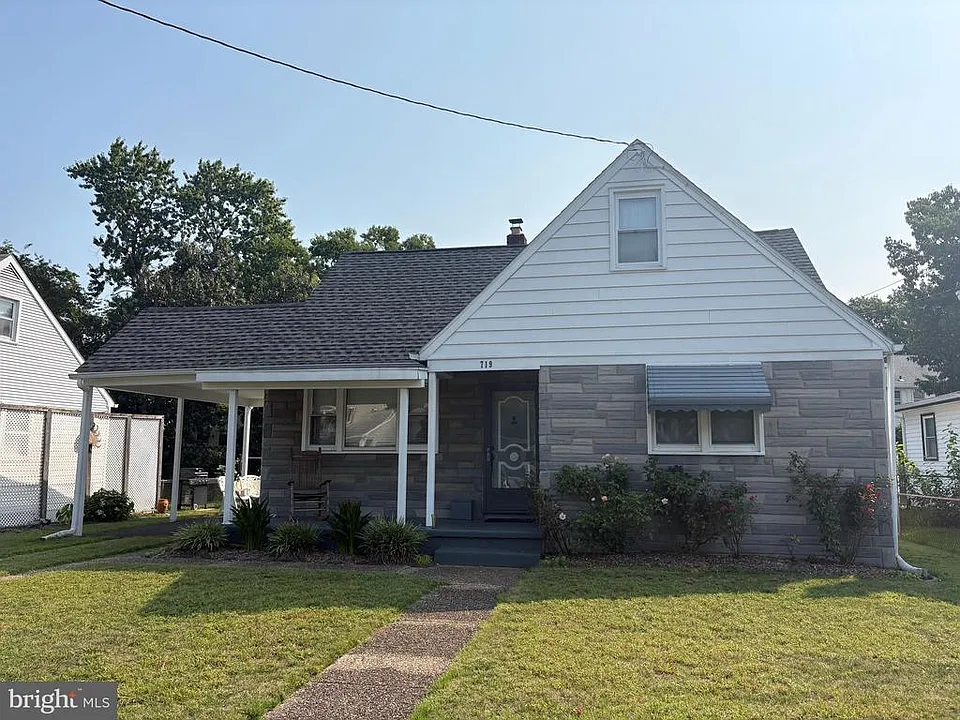 719 Delaware Ave
