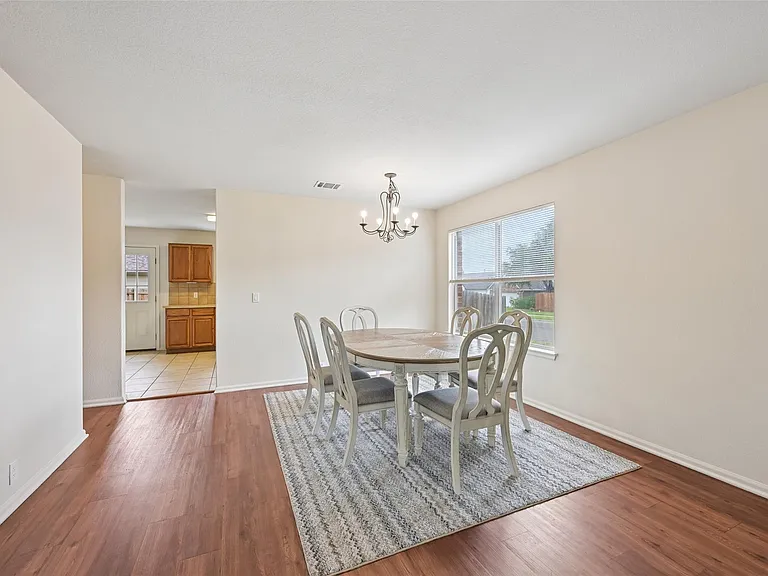 364 Hometown Pkwy — Photo 10
